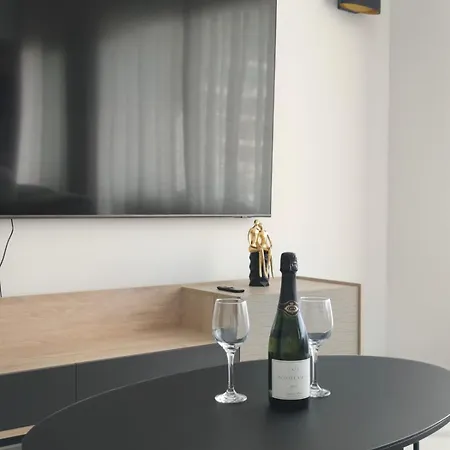 Apartamento Modern With Terrace *