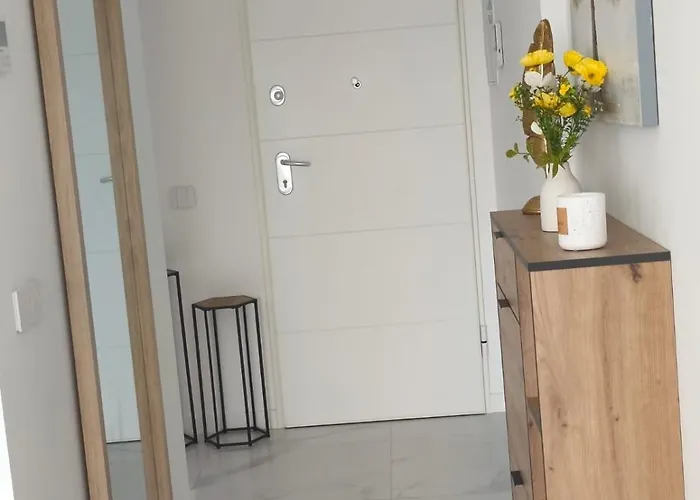 Modern With Terrace Apartmán *
